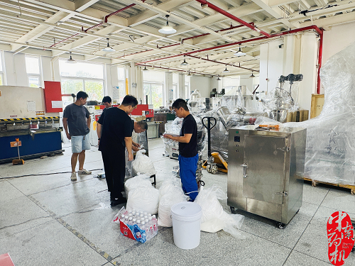 客戶(hù)現(xiàn)場(chǎng)試機(jī)圓滿(mǎn)成功，我司設(shè)備性能獲高度認(rèn)可